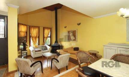 Casa 3 dormitórios à venda Jardim Itu Porto Alegre/RS