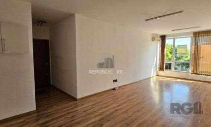 Sala comercial à venda na Rua Félix da Cunha, 224, Floresta, Porto Alegre