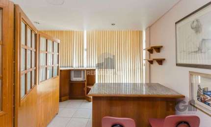 Sala/conjunto comercial de 46m² no Centro Histórico
