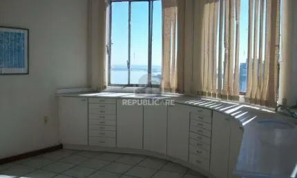 Conjunto/Sala para Venda - 70m², 0 dormitórios, Centro Histórico