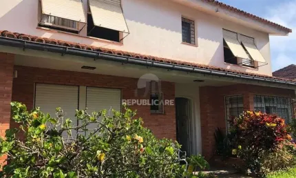 Casa 4 dormitórios à venda Menino Deus Porto Alegre/RS
