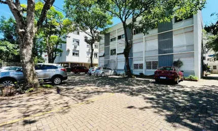 APARTAMENTO GARDEN 3 DORMITÓRIOS COM VAGA DE GARAGEM NO MENINO DEUS