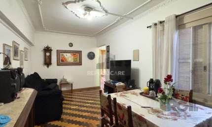 APARTAMENTO 3 DORMITÓRIOS DE 99M², COM SACADA, EM FRENTE À SANTA CASA NO CENTRO