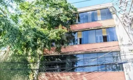 Apartamento com 03 dormitórios no Bairro Rio Branco de Porto Alegre