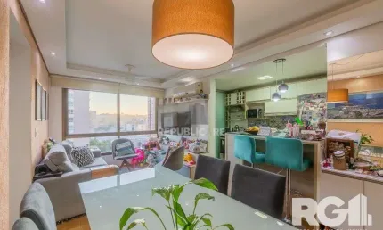 Apartamento 2 dormitórios à venda Passo da Areia Porto Alegre/RS