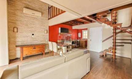 Apartamento 94m² - semi mobiliado, 2 dormitórios, 1 suíte, terraço e 2 vagas de