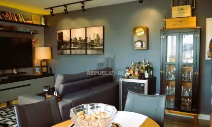 Excelente apartamento 2 dormitórios com  1 suíte e vista panorâmica para o Guaíb
