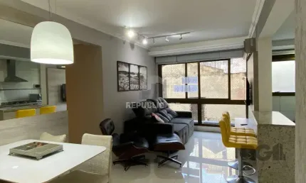 Apartamento mobiliado de 2 dormitórios - centro histórico