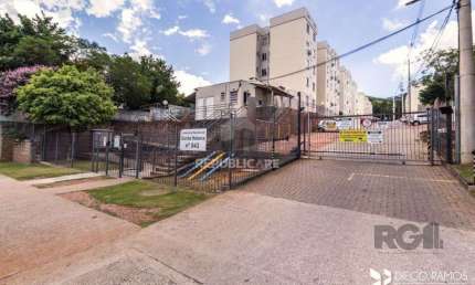 Apartamento 2 dormitórios vaga rotativa bairro Glória Porto Alegre