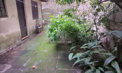 Casa para Venda - 85m², 3 dormitórios, 1 vaga - Petrópolis