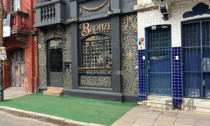 Casa para venda - 242m², 3 dormitórios, 1 vaga - cidade baixa