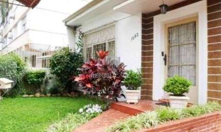 Casa para Venda - 150m², 3 dormitórios, 2 vagas - Santana