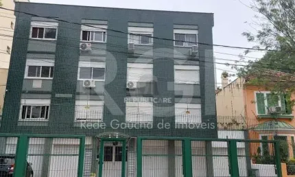 Apartamento com 3 quartos, 2 banheiros, desocupado e 1 vaga!