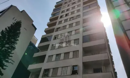 Apartamento para Venda - 136.2m², 3 dormitórios, 1 vaga - Centro Histórico