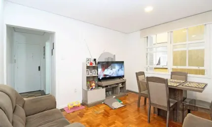 Apartamento para Venda - 68m², 2 dormitórios, sendo 1 suites, Cidade Baixa