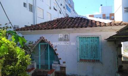 Casa para Venda - 792m², 3 dormitórios, 1 vaga - Rio Branco