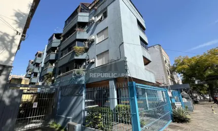 Apartamento de 1 quarto, sacada e uma vaga de garagem no bairro santana poa/rs.