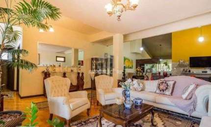 Casa para Venda - 294.4m², 4 dormitórios, sendo 2 suites, 2 vagas - Nonoai