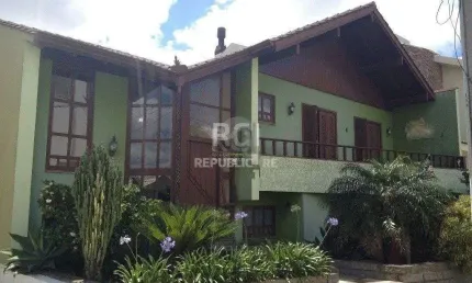 Casa Condominio para Venda - 350m², 4 dormitórios, sendo 1 suites, 2 vagas - Non