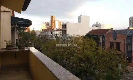 Casa para Venda - 300m², 5 dormitórios, sendo 1 suites, Bela Vista