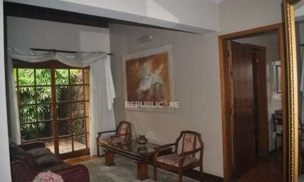 Casa Condominio para Venda - 550m², 4 dormitórios, sendo 4 suites, 2 vagas - Jar