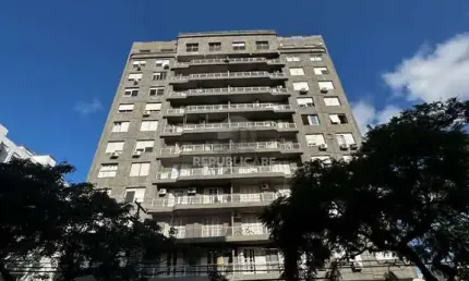 Cobertura com Vista Panorâmica para a Redenção – 4 Dormitórios, 2 Suítes – Porto