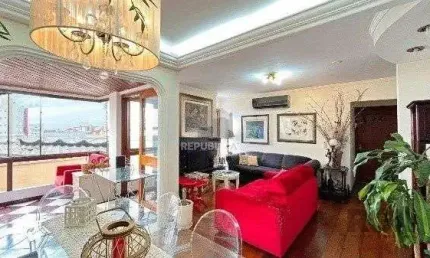 Apartamento com 3 Dormitórios, Suíte e Sacada e 1 vaga - 115m² - Petrópolis