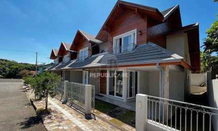Casa com 2 quartos à venda na Rua Canoas, 115, Pousada da Neve, Nova Petrópolis