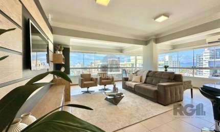APARTAMENTO À VENDA DE ESQUINA COM VISTA LIBERADA PARA O MAR