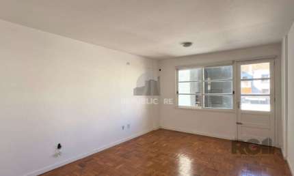 APARTAMENTO JK COM ÓTIMO ESPAÇO E BEM ILUMINADO PRÓXIMO AO GUAÍBA