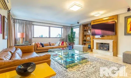 Apartamento semimobiliado, 167 m², 3 suítes e 3 vagas de garagem no bairro Bela