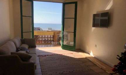 105m²  3 dormitórios  1 suites  1 vaga vista para o mar - Prainha