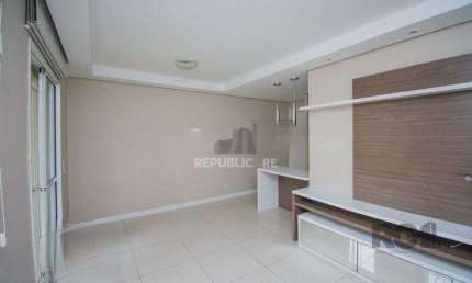 Apartamento com 3 dormitórios, 1 vaga escriturada e pátio privativo no Bairro Hu