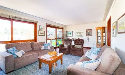 Apartamento para Venda - 172.8m², 3 dormitórios, sendo 1 suites, 1 vaga - Menino