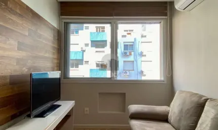 Apartamento completamente mobiliado em prédio com infra no Centro Histórico