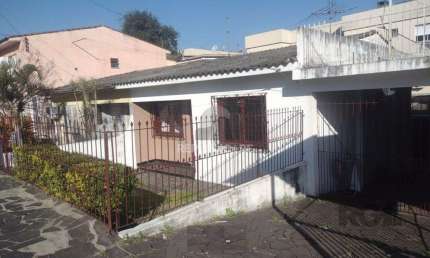 Casa 2 dormitórios, 1 vaga, Bairro Vila Cachoeirinha