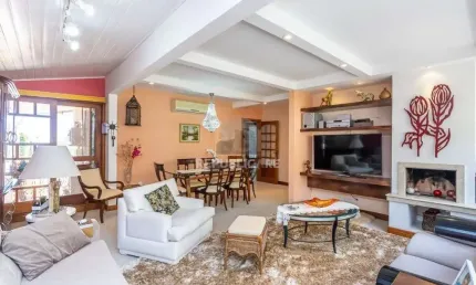 Casa 3 dormitórios à venda Teresópolis Porto Alegre/RS