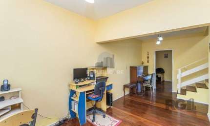 Casa com 3 quartos à venda na Rua Santiago Dantas, 349, Cascata, Porto Alegre
