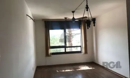 Apartamento 2 dormitórios à venda Santo Antônio Porto Alegre/RS