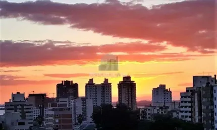 Cobertura para Venda - 174.22m², 2 dormitórios, 2 vagas - Menino Deus