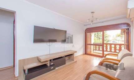 Apartamento 2 dormitórios e 2 banheiros no bairro Santa Cecília