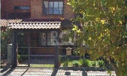 Casa para Venda - 118m², 3 dormitórios, sendo 1 suites, 2 vagas - Cristal