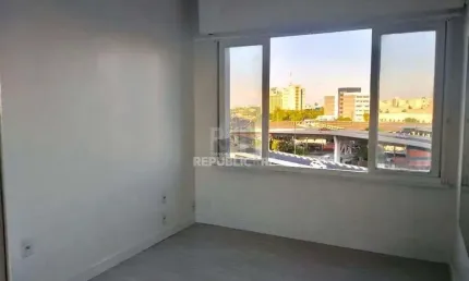 Conjunto/Sala para Venda - 64m², 0 dormitórios, Centro Histórico