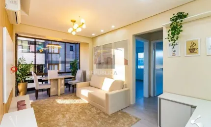 Apartamento para Venda - 62.17m², 2 dormitórios, 1 vaga - Petrópolis