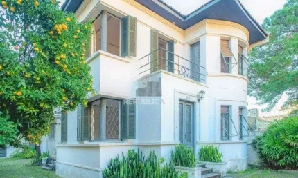 Casa Comercial para Venda - 290m², 0 dormitórios, Menino Deus