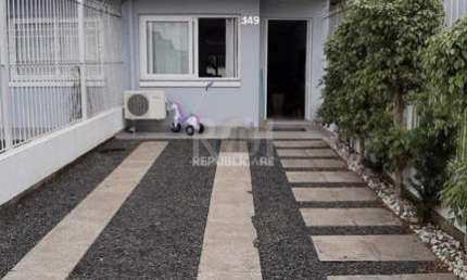 Casa para Venda - 157m², 3 dormitórios, sendo 3 suites, 2 vagas - Guarujá