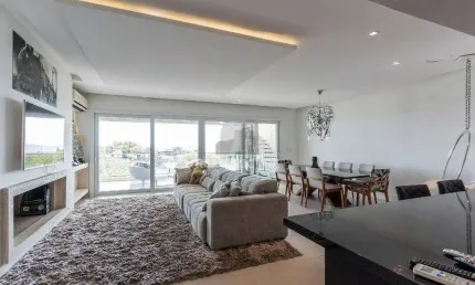 Cobertura para Venda - 319.17m², 3 dormitórios, sendo 3 suites, 4 vagas - Crista