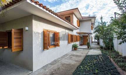 Casa para Venda - 420m², 4 dormitórios, sendo 3 suites, 5 vagas - Tristeza