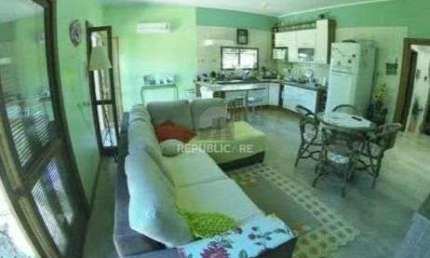 Casa para Venda - 290m², 3 dormitórios, sendo 1 suites, 3 vagas - Vila Nova