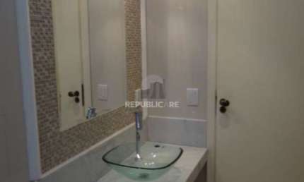 Casa para Venda - 305m², 3 dormitórios, sendo 3 suites, 4 vagas - Nonoai